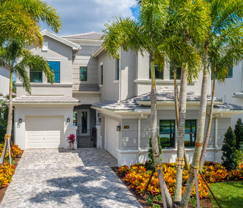 (Contact agent for address) Anabelle