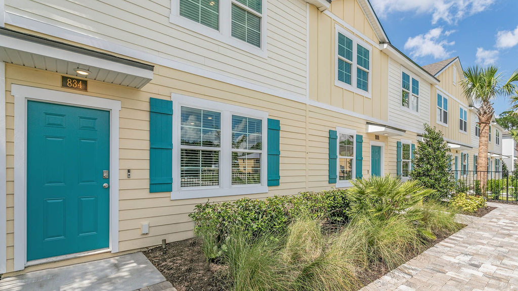 48 RED HOUSE CIR (ELLIS)