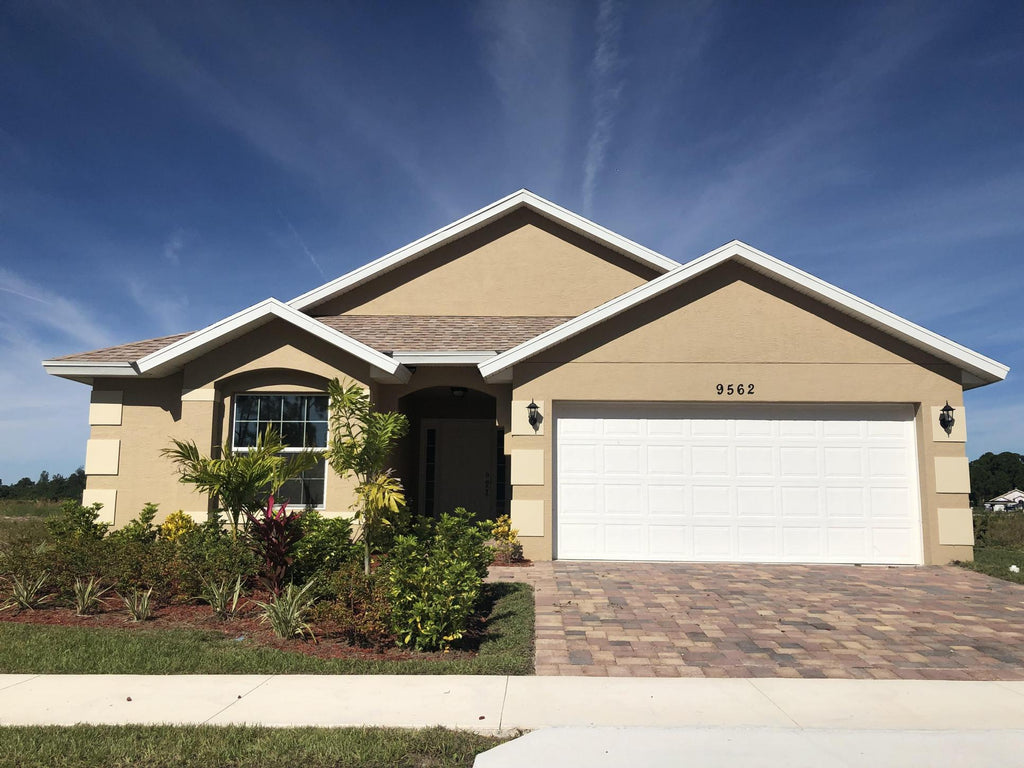 9562 Seaspray Drive (Cayman 1763)