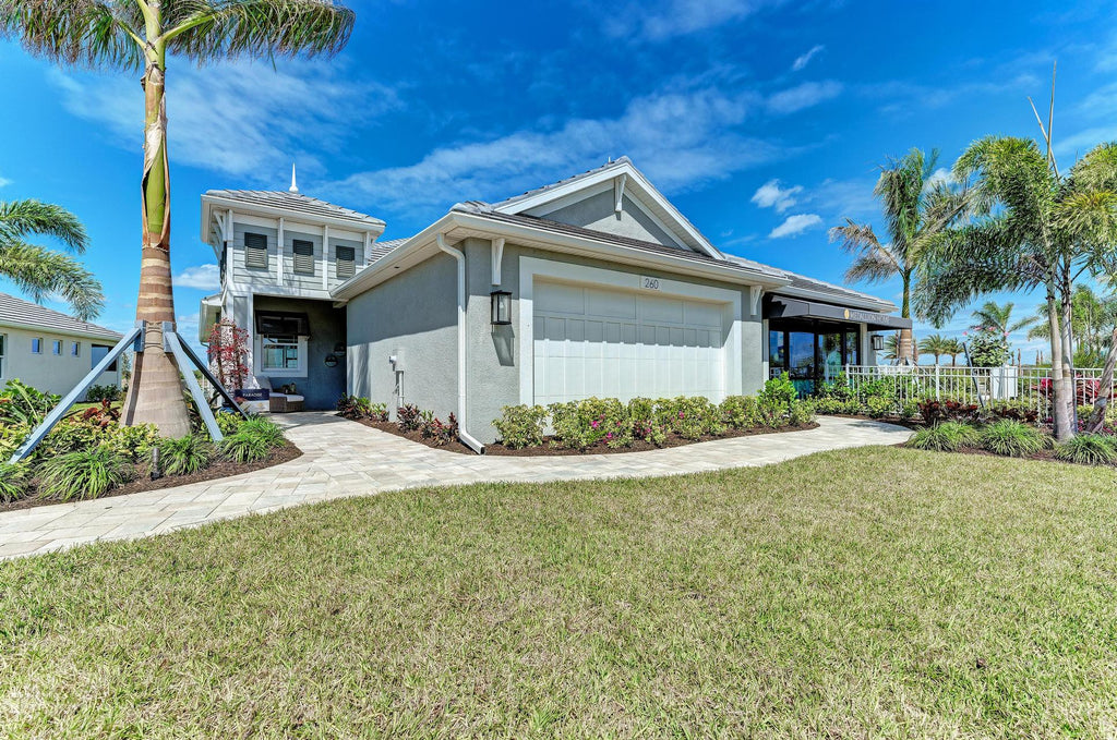 112 Upper Manatee River Rd NE (Paradise Villa Home)