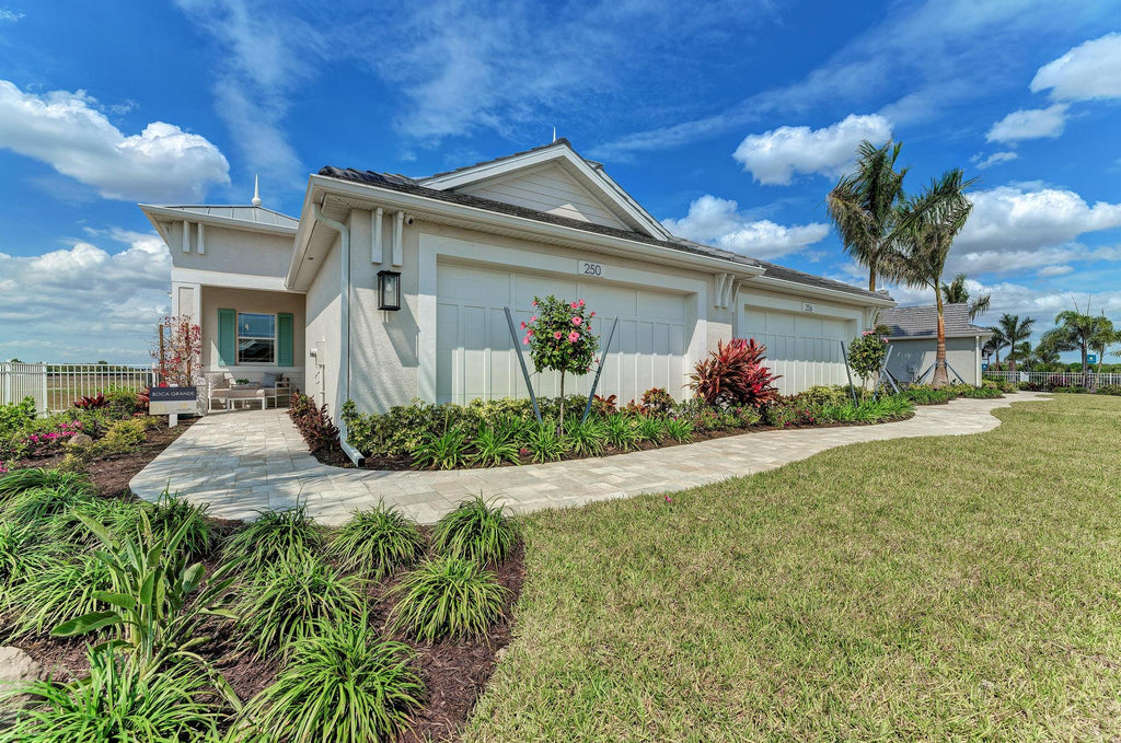 112 Upper Manatee River Rd NE (Boca Grande Villa Home)