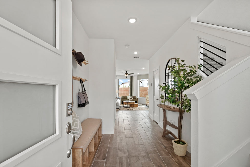 Capeside - Courtyard Collection
